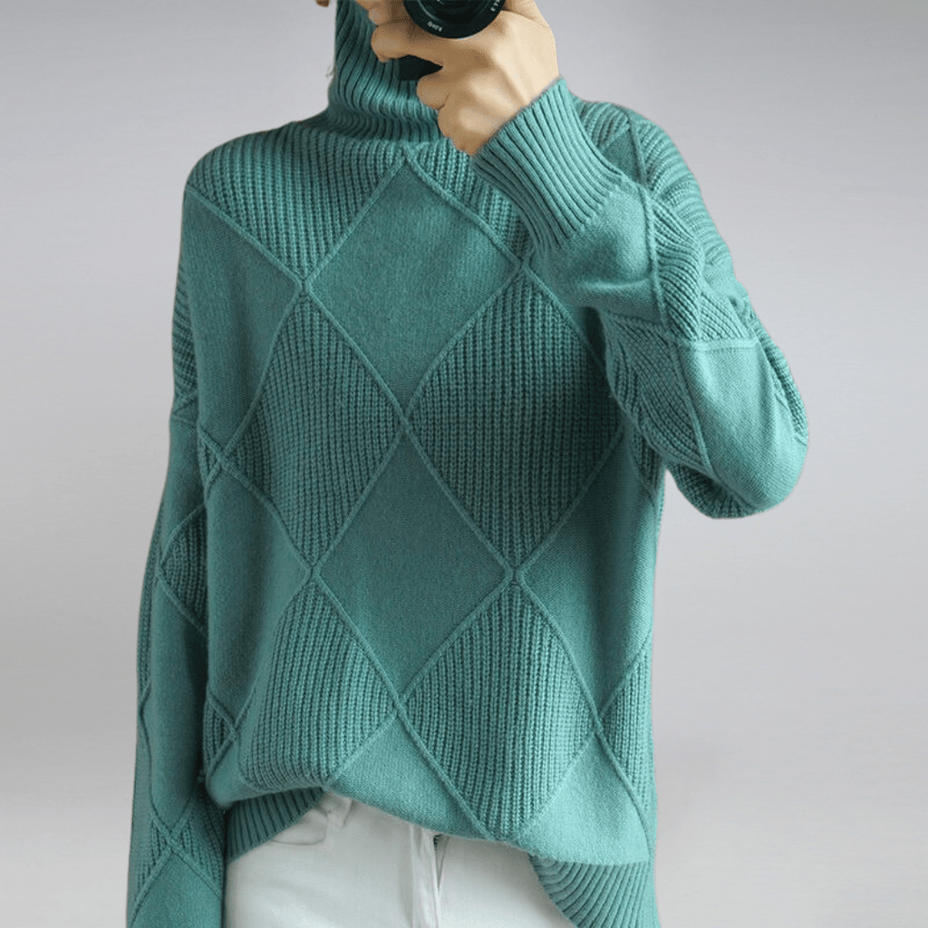 Women's Turtleneck Jumper with Soft Fabric and Cozy Fit