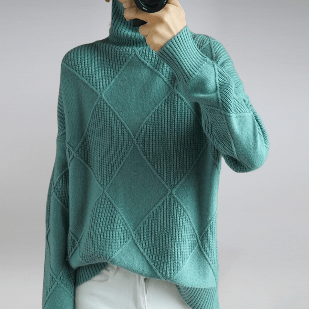 Women's Turtleneck Jumper with Soft Fabric and Cozy Fit